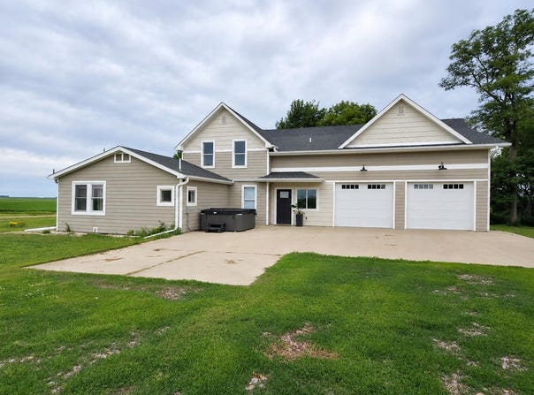 2540 510th St., LeMars, IA 51031