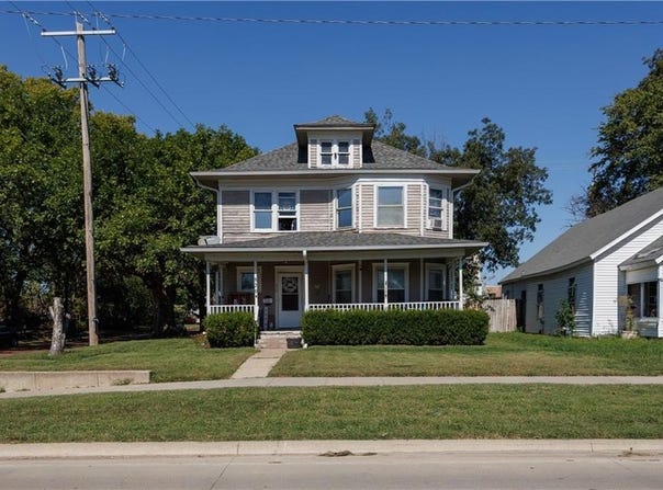 820 W Main Street, Independence, KS 67301