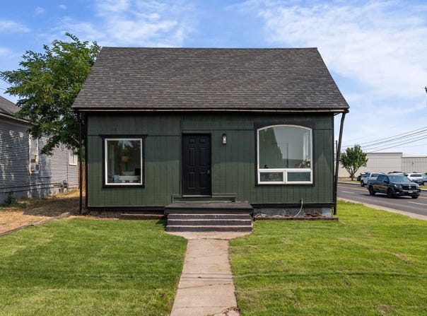 2802 N Standard St, Spokane, WA 99207
