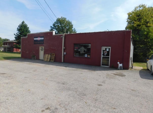 405 E Main St, Vevay, IN 47043