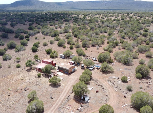 21750 RANCH Road, Seligman, AZ 86337