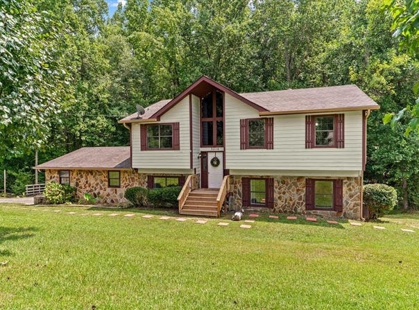 3214 SE Headrick Circle, DALTON, GA 30721