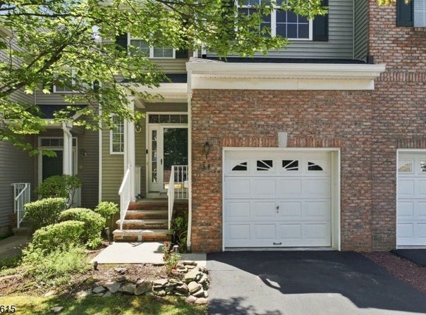 54 Jackson Ave, Montgomery Twp., NJ 08540-1673