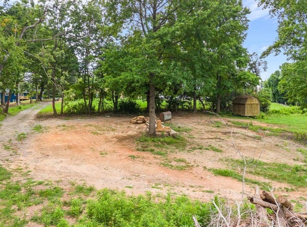 1520 Link, Bedford, VA 24523