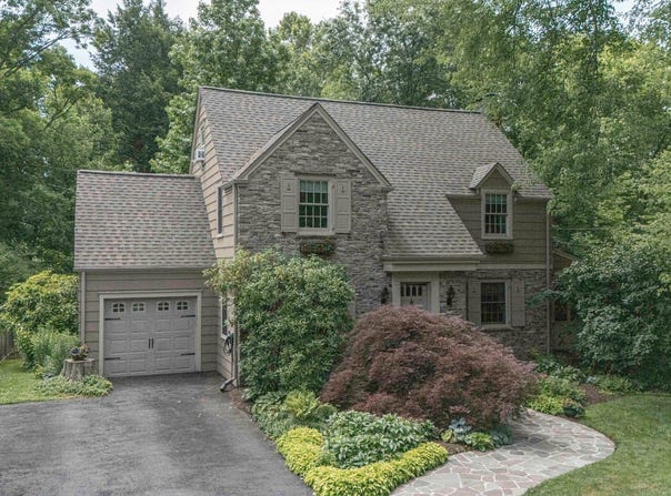 10 EFFINGHAM, YARDLEY, PA 19067
