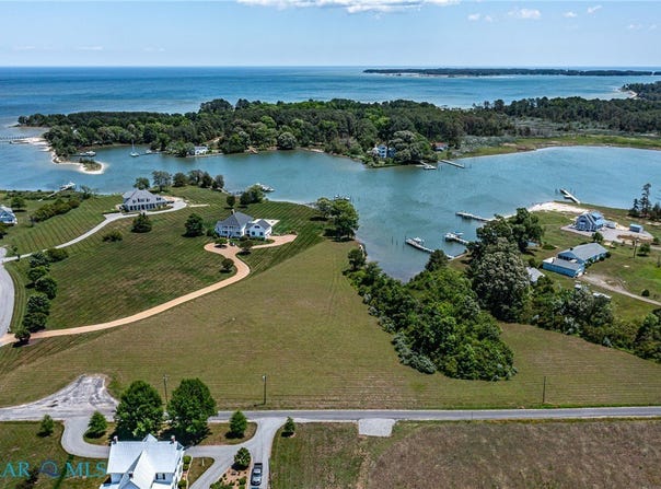Bellows Landing E lot: 10, White Stone, VA 22578