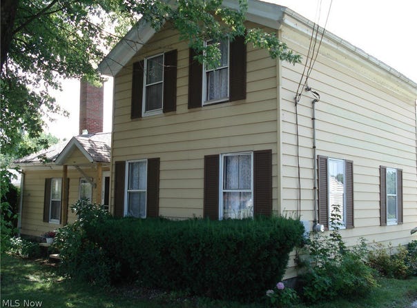 852 S Broadway, Geneva, OH 44041