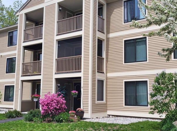 19 Saco Street, Conway, NH 03813