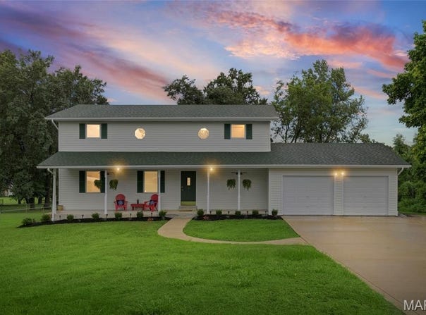 2404 Stoney Brook Drive, O'Fallon, MO 63368