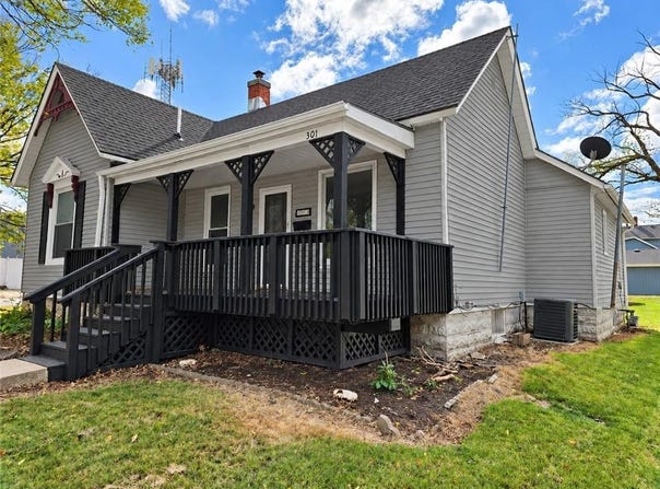 301 W Peoria Street, Paola, KS 66071