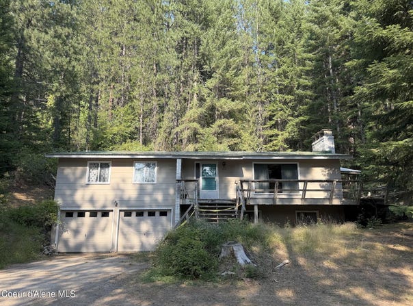 202 Fairview Avenue, Silverton, ID 83867