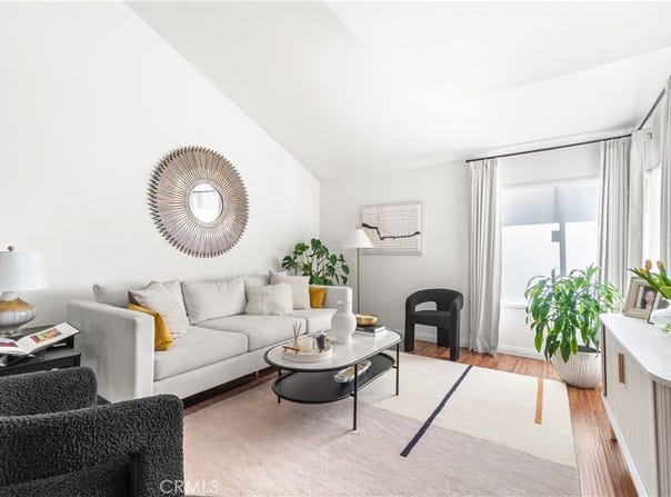 620 W Hyde Park, Inglewood, CA 90302