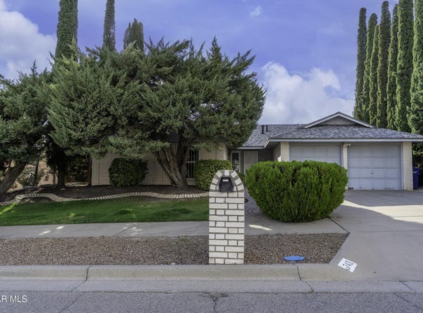 743 ESPOLON Drive, El Paso, TX 79912