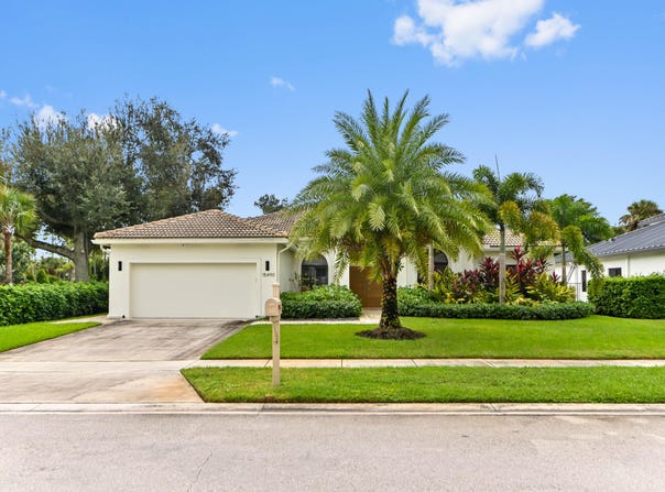 15490 WHISPERING WILLOW Drive, Wellington, FL 33414