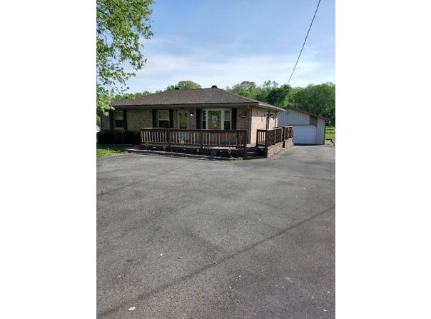 2338 US Highway 431 S, Beechmont, KY 42323