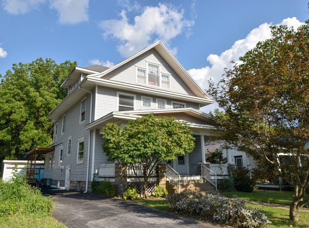1464 N Washington Avenue, Springfield, MO 65802