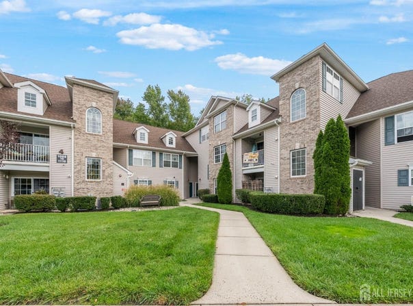 1108 Morning Glory Drive, Monroe, NJ 08831