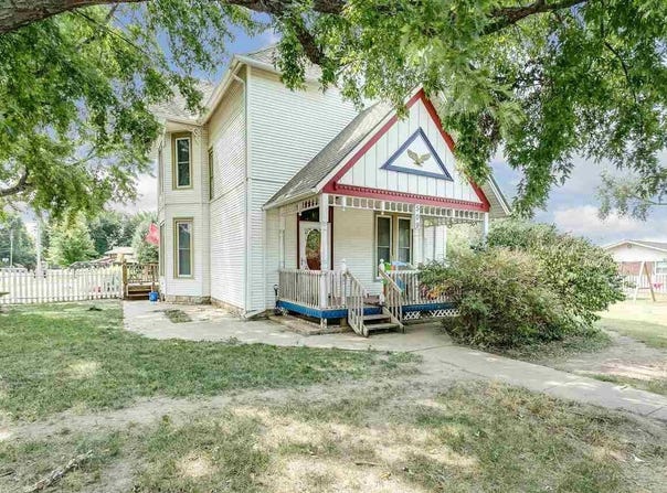 509 W Chicago, Colwich, KS 67030