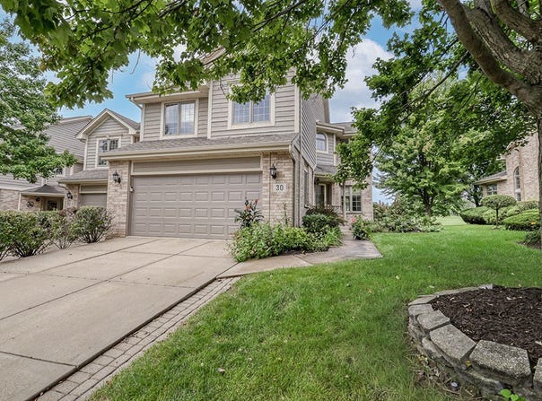 30 Lahinch Drive, Lemont, IL 60439