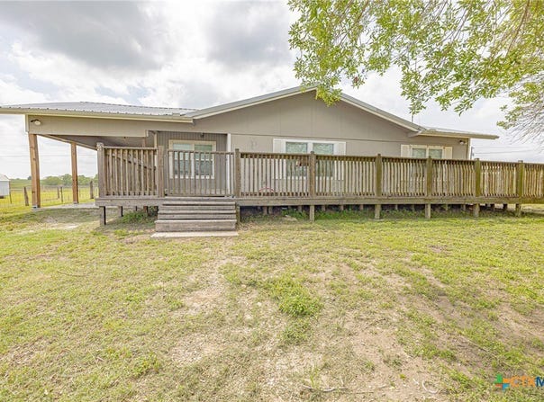 3300 N State Highway 95, Shiner, TX 77984