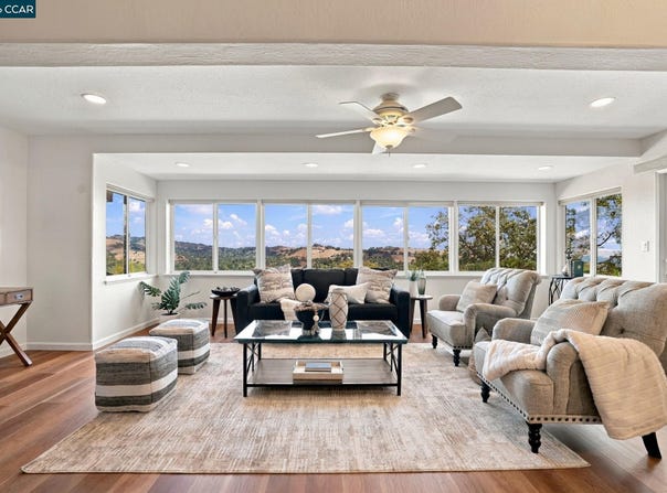 1138 Skycrest Dr, Walnut Creek, CA 94595
