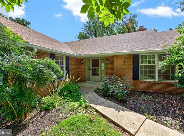 10 CHILTON Road, WILMINGTON, DE 19803