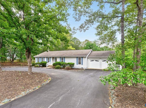 22 BEGUM RD, PALMYRA, VA 22963