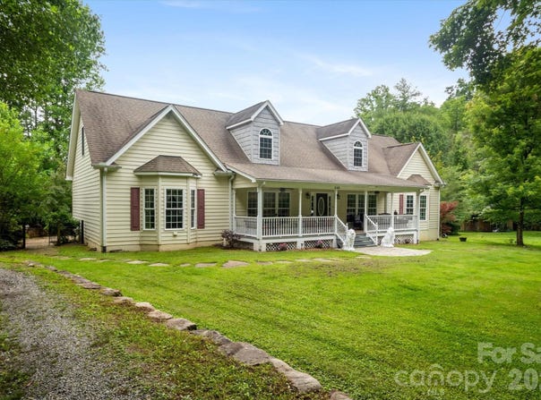 115 Barton Road, Brevard, NC 28712