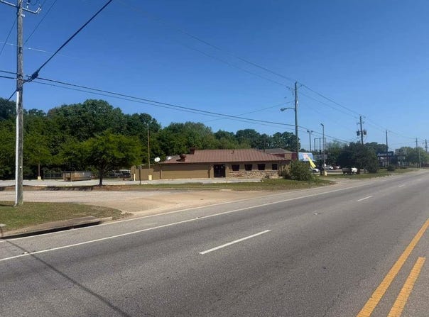 1218 S Eufaula Ave, Eufaula, AL 36027