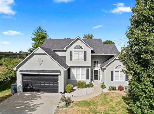 3202 Junction Drive, Harrisonville, MO 64701