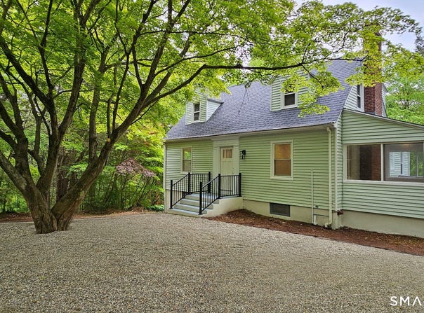 950 Benham Street, Hamden, CT 06514