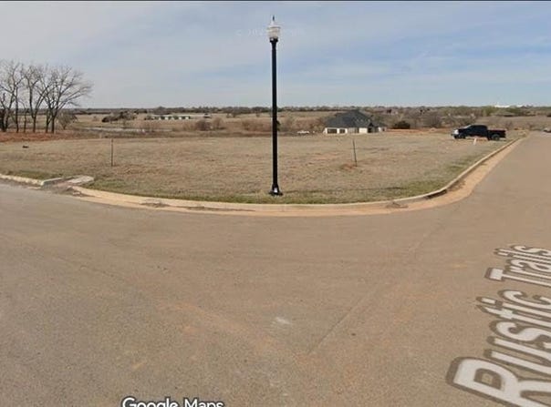 4501 Rustic Trails Street, Moore, OK 73160