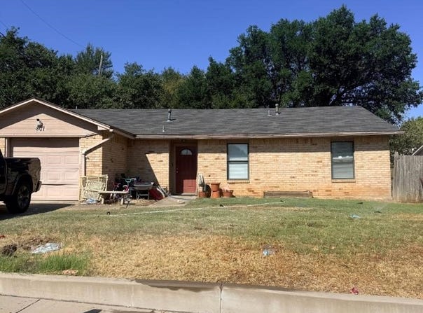 807 Mack Drive, Denton, TX 76209