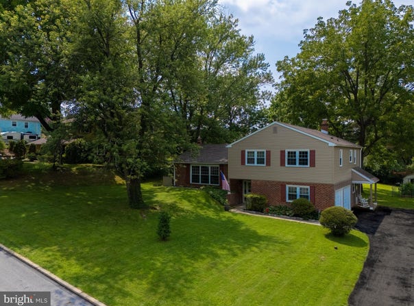 834 EASTER Drive, WEST CHESTER, PA 19382