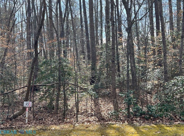 Riverboat Lane, Hartfield, VA 23071