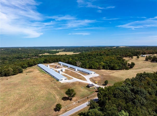 471683 E 610 Road, Watts, OK 74964