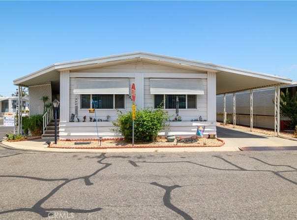 5001 W Florida, Hemet, CA 92545