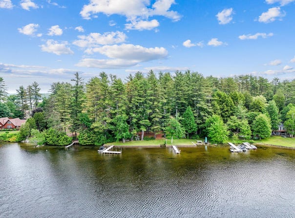 60 Abena Shore, Belgrade, ME 04917