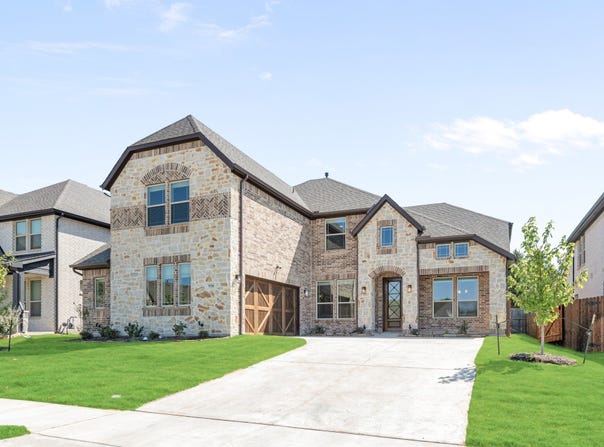 930 Cardinal Drive, Midlothian, TX 76065