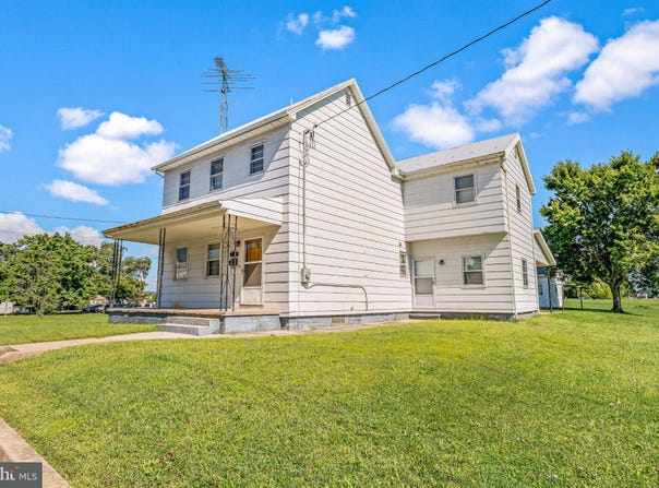 415 E MOLER Avenue, MARTINSBURG, WV 25404