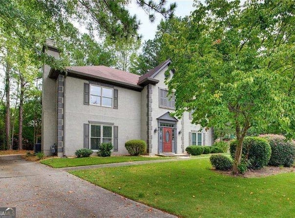 9158 Carroll Manor Drive, Sandy Springs, GA 30350