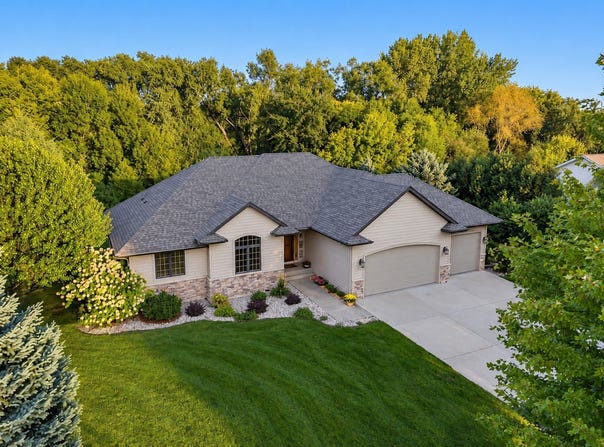 44229 Willow Road, Saint Peter, MN 56082