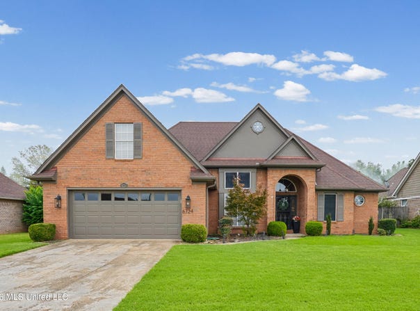 6724 Braybourne Main, Olive Branch, MS 38654
