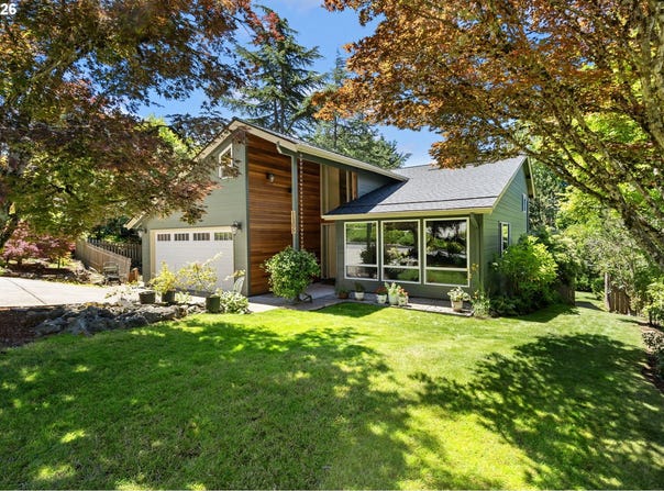 1105 SW 10TH Dr, Gresham, OR 97080