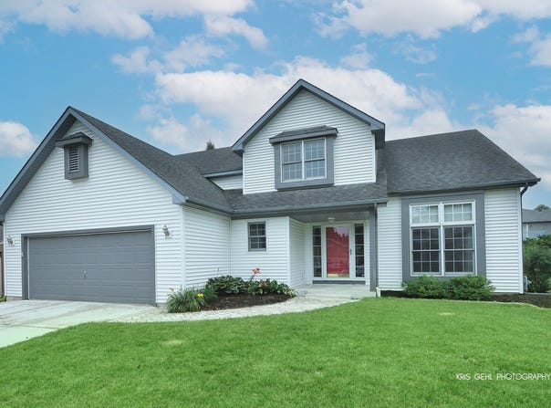 4713 Crystal Trail, McHenry, IL 60050