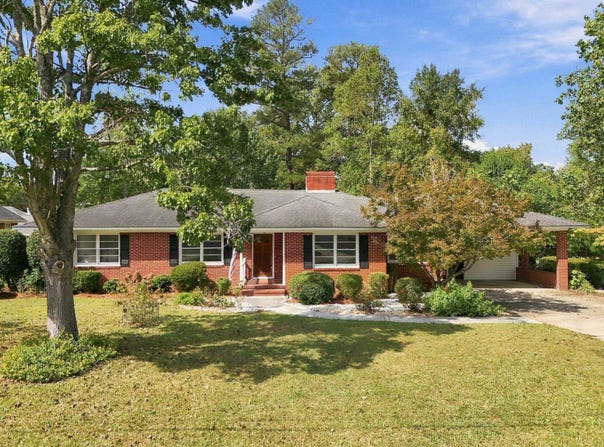 1307 Fairlane Dr, Florence, SC 29505