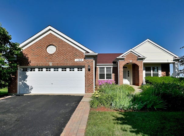 11819 Wolf Creek Lane, Plainfield, IL 60585