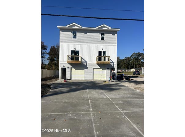 711 Tallman Circle, Midway Park, NC 28544