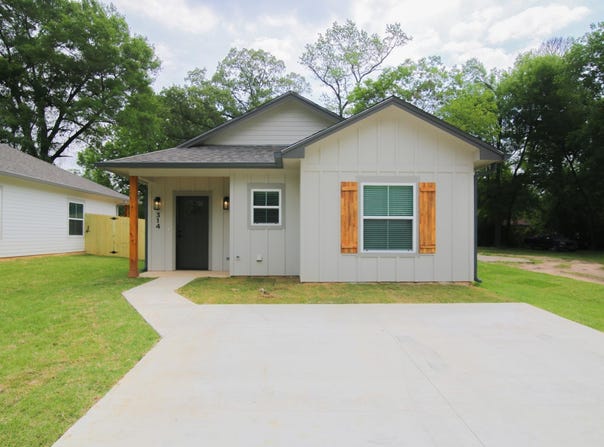 125 Vesta St, Longview, TX 75602
