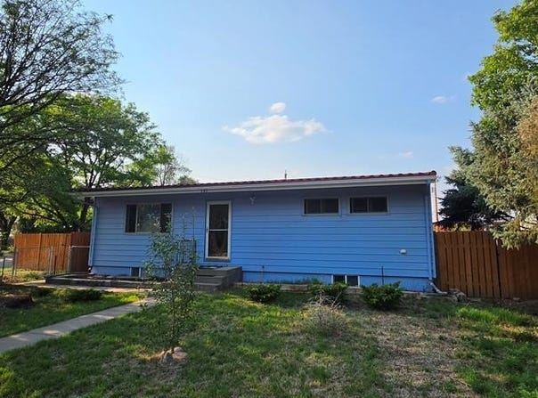 701 E Oak St, Lamar, CO 81052